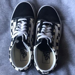 Black and white checkered old skool vans 6.5